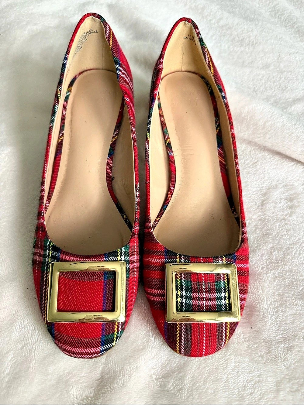 Crown & Ivy Beckie Plaid Holiday Block Heel Pumps in Red Gold Accents Size 6.5